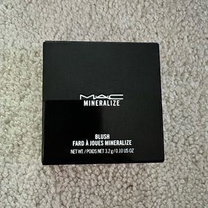 MAC Blush